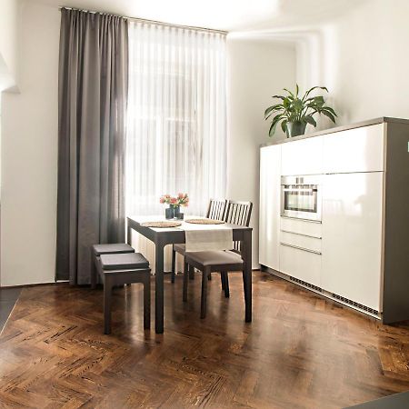 זאגרב Bastinica Superior Apartment, Old Town In City Center מראה חיצוני תמונה