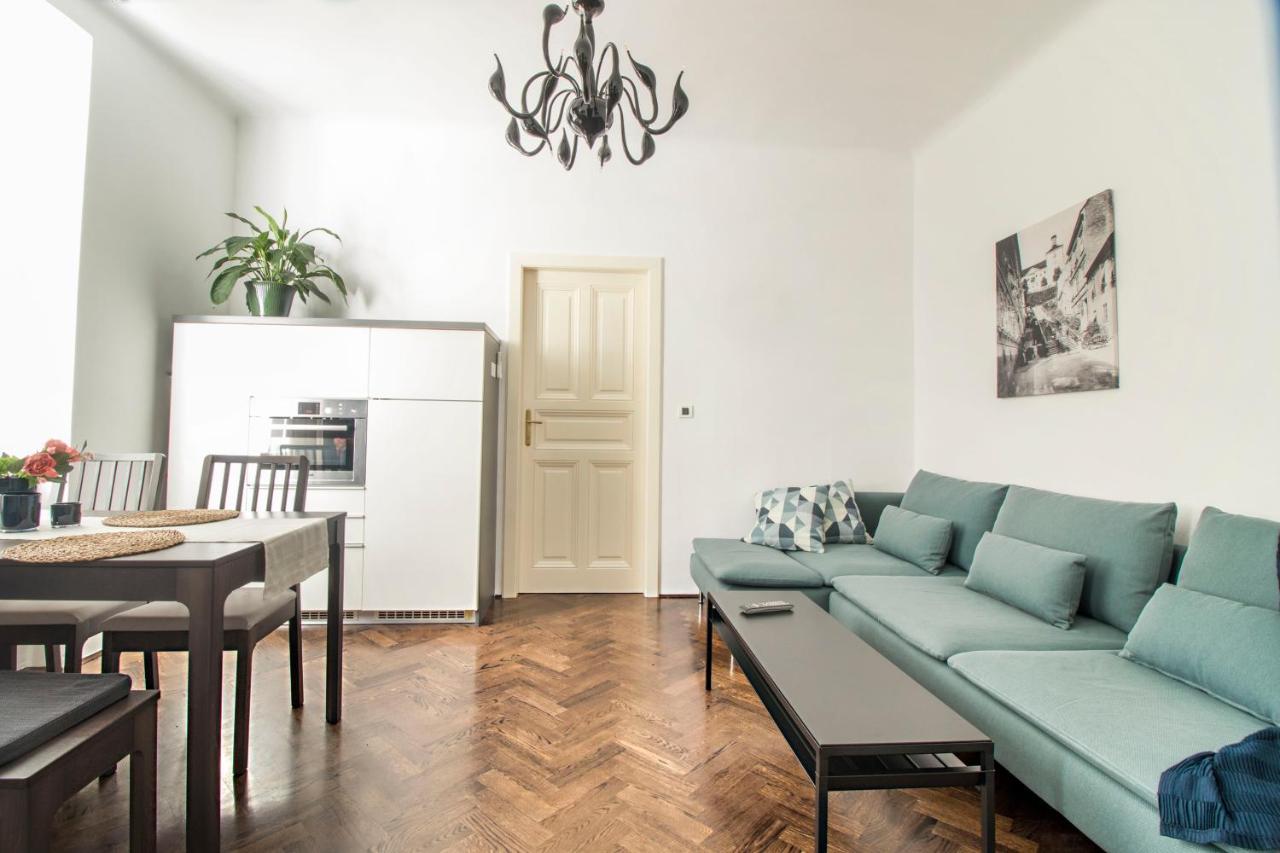 זאגרב Bastinica Superior Apartment, Old Town In City Center מראה חיצוני תמונה